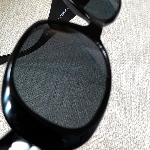 Chanel Camellia Black Sunglasses White Flowers! - Picture 12 of 16